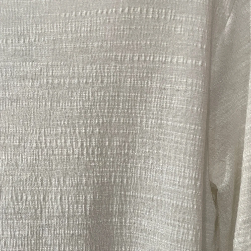 Cable & Gauge White Textured Blouse with Ruffle Sleeves ladies SZ M - Picture 6 of 9